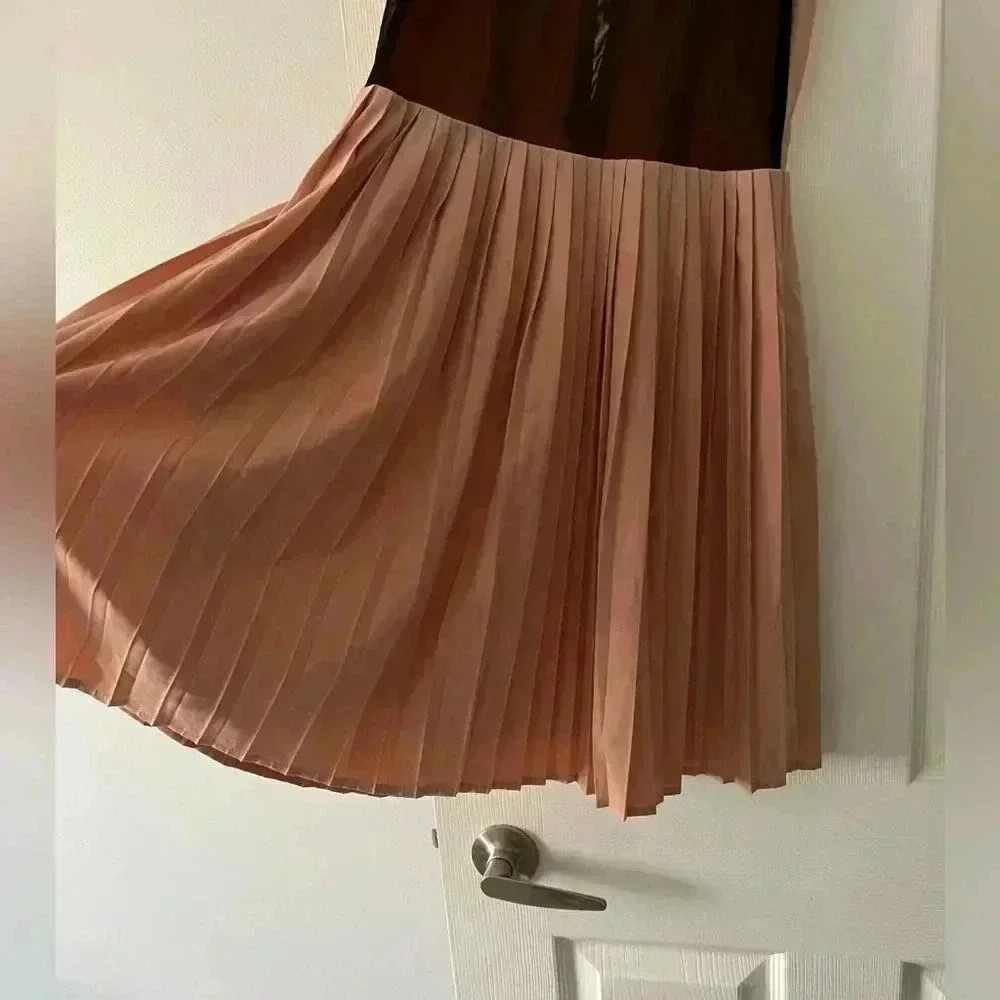 Pink Dress with mesh back - Picture 6 of 6